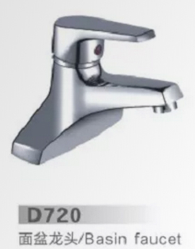 D720