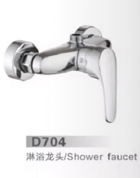 D704
